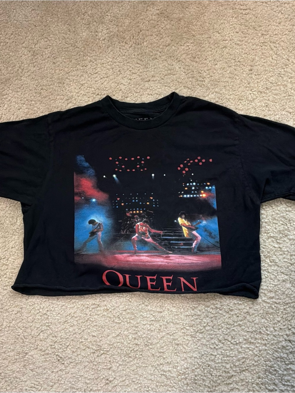 Queen Band Graphic Black Crop Top